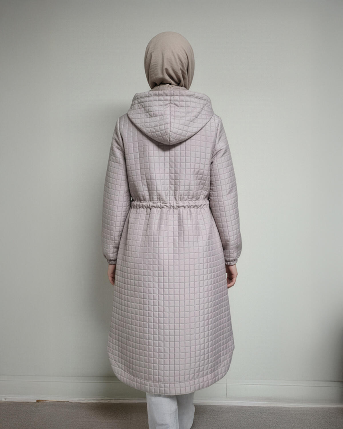 TORBA CEPLİ KAPŞONLU KISA MONT