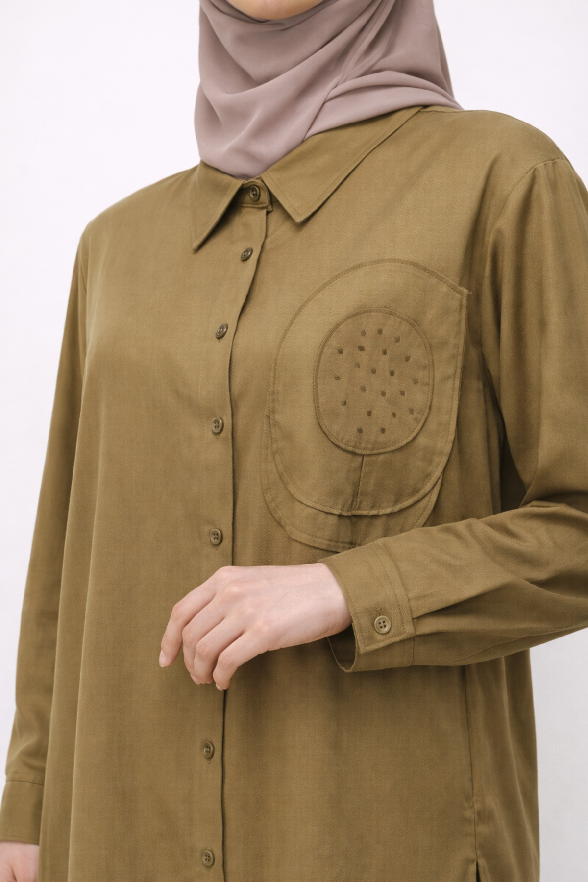 NAKIŞ VE TAŞ İŞLEMELİ PANTOLONLU TAKIM