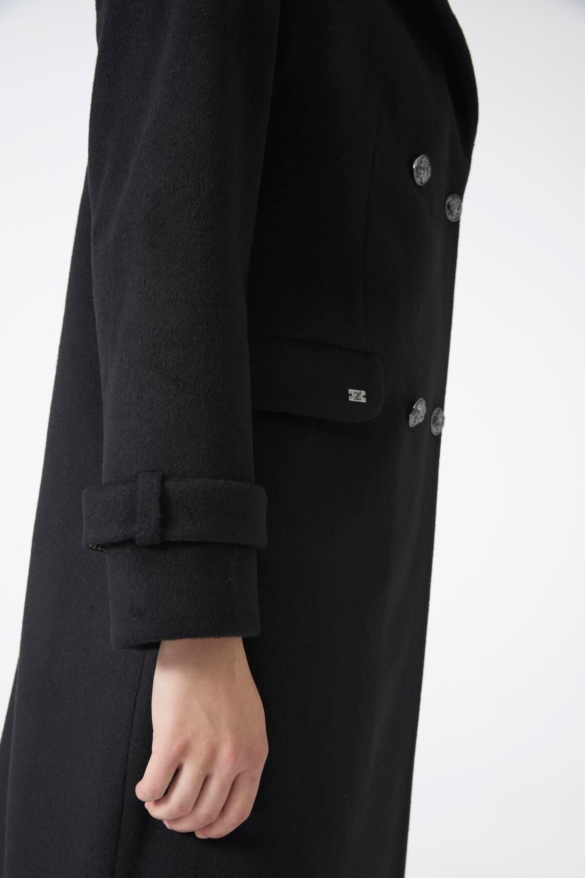 KRUVAZE YAKA ÇİFT DÜĞME KABAN