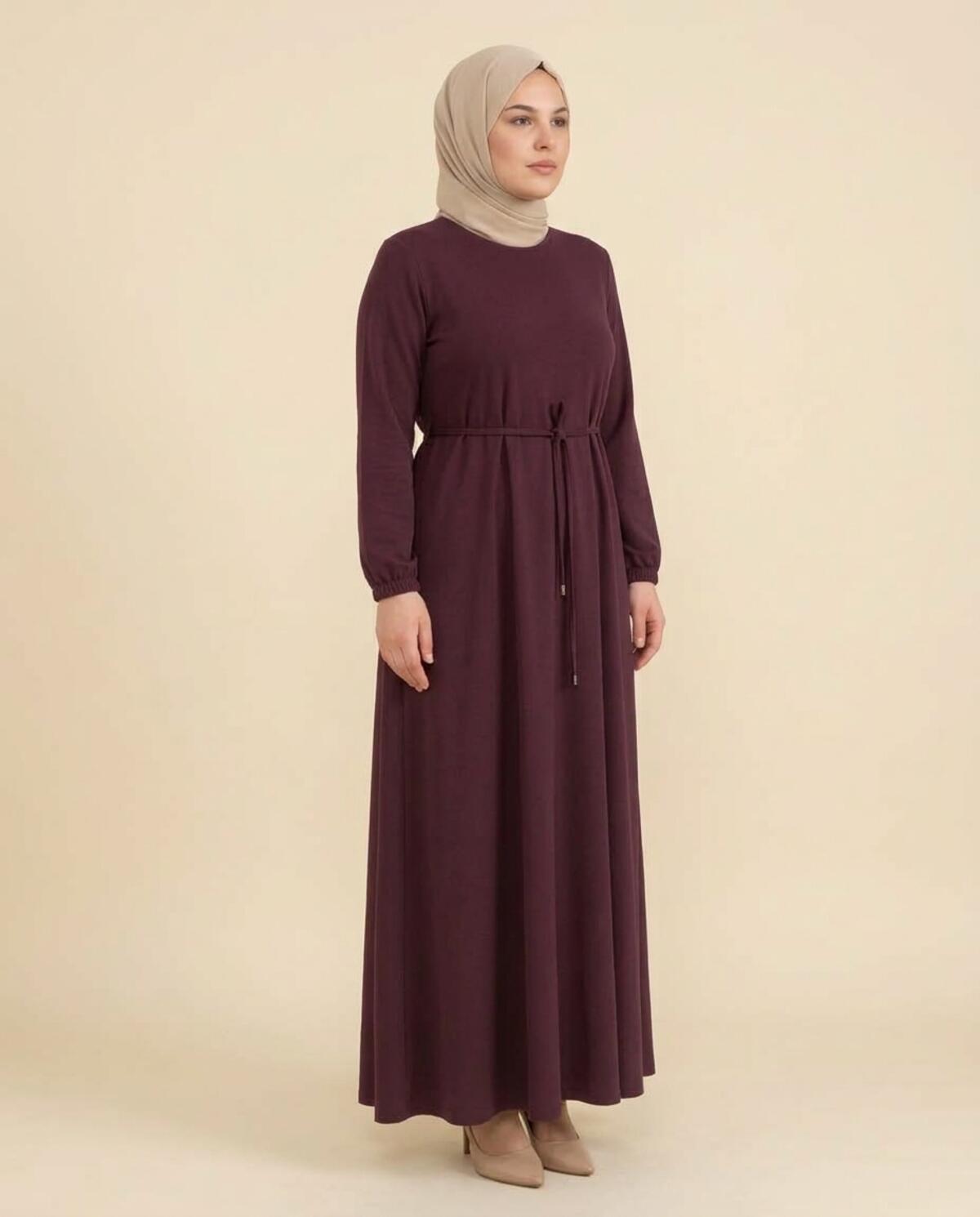 BEL BAĞLAMALI KLOŞ ELBİSE