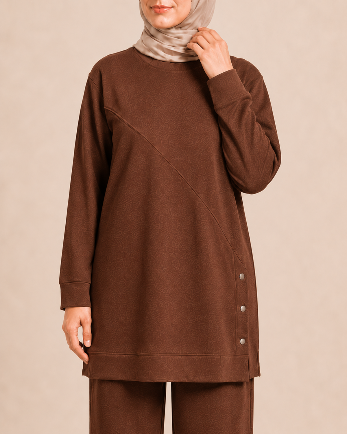 DÜĞME DETAYLI İKİ İPLİK PANTALONLU TAKIM