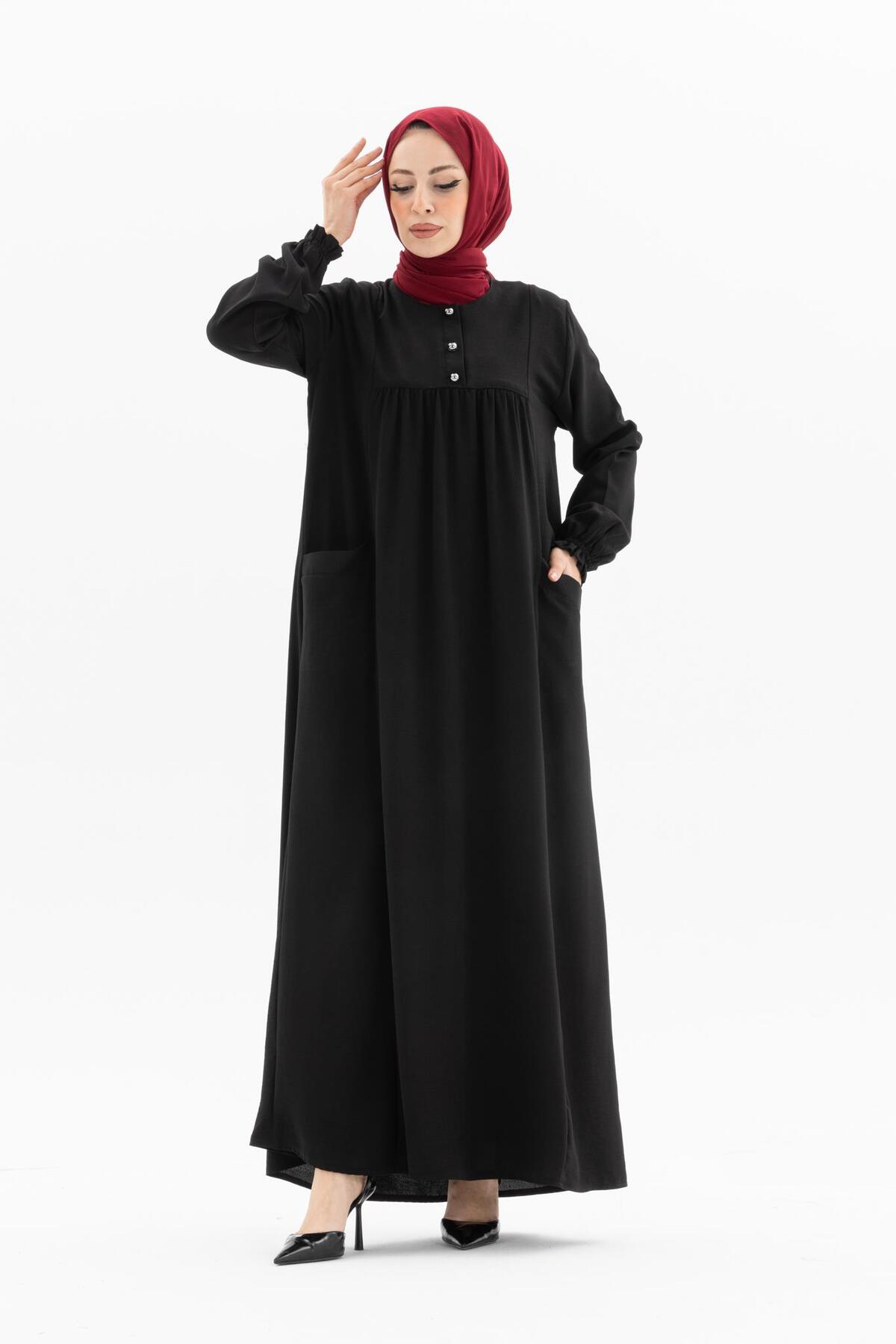DÜZ ROBA DÜĞMELİ CEPLİ ELBİSE