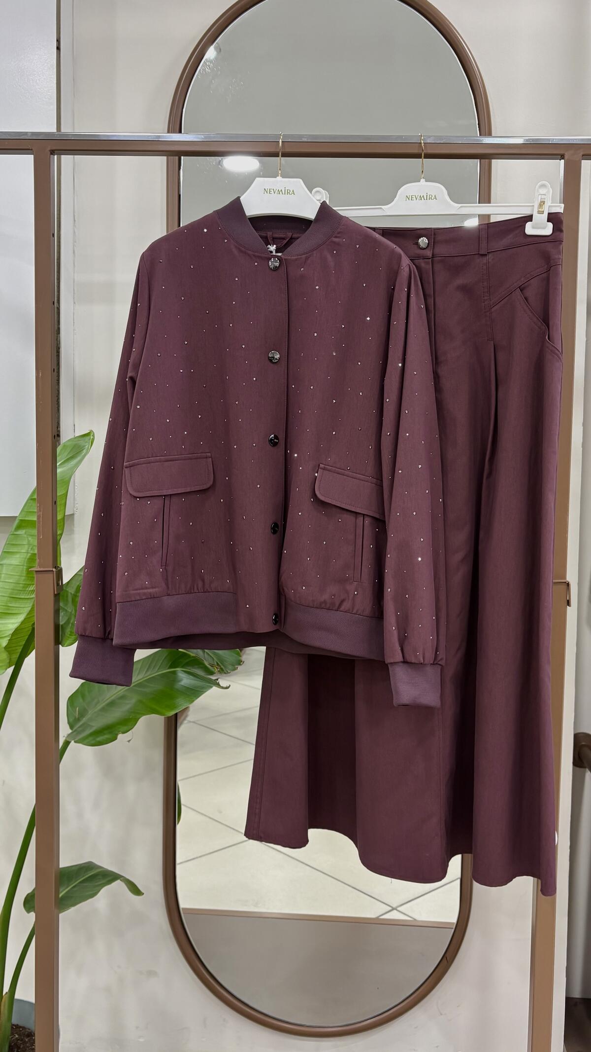 HOTFİX BASKILI CEKETLİ ETEKLİ TAKIM