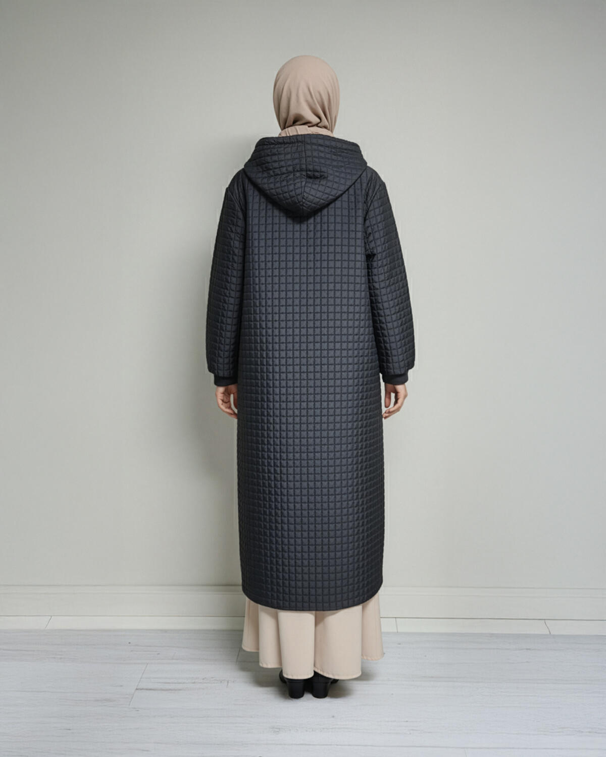 KAPŞONLU ARABOY DÜĞMELİ MONT