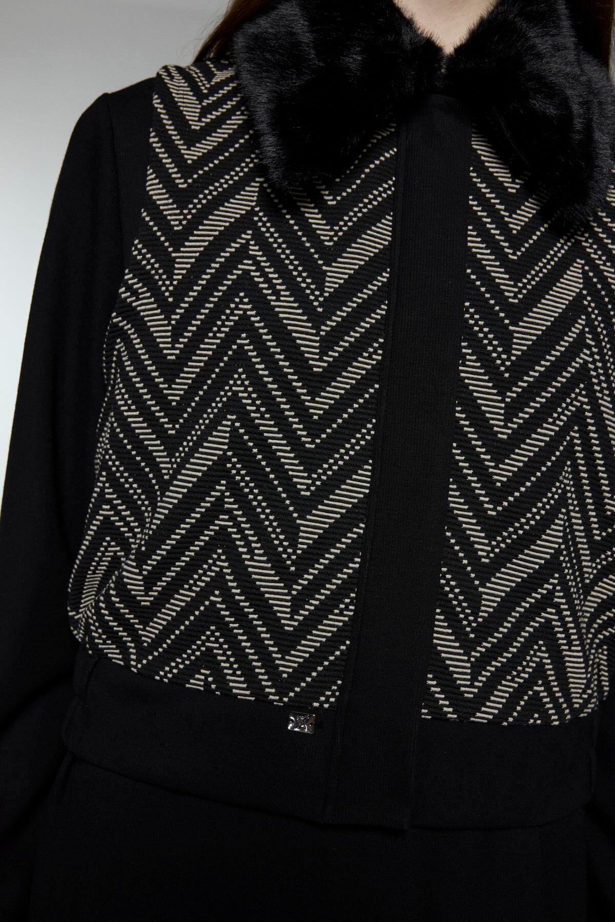 KÜRK YAKA DESENLİ YELEKLİ ELBİSE