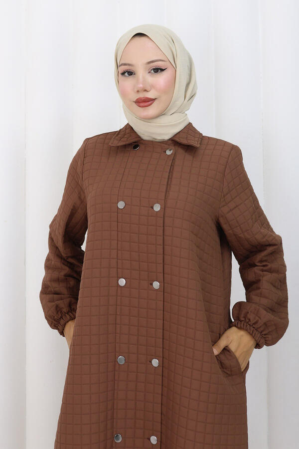 KARE DESEN KAPİTONE MONT