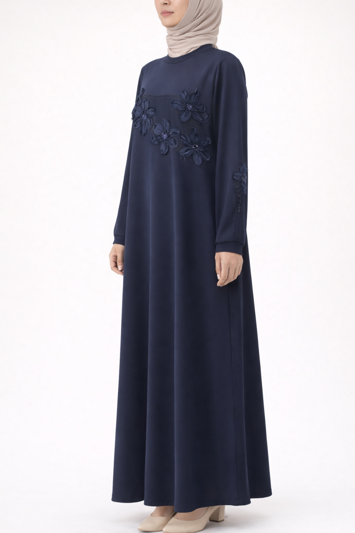 *LAZER KESİM ÇİÇEKLİ ELBİSE