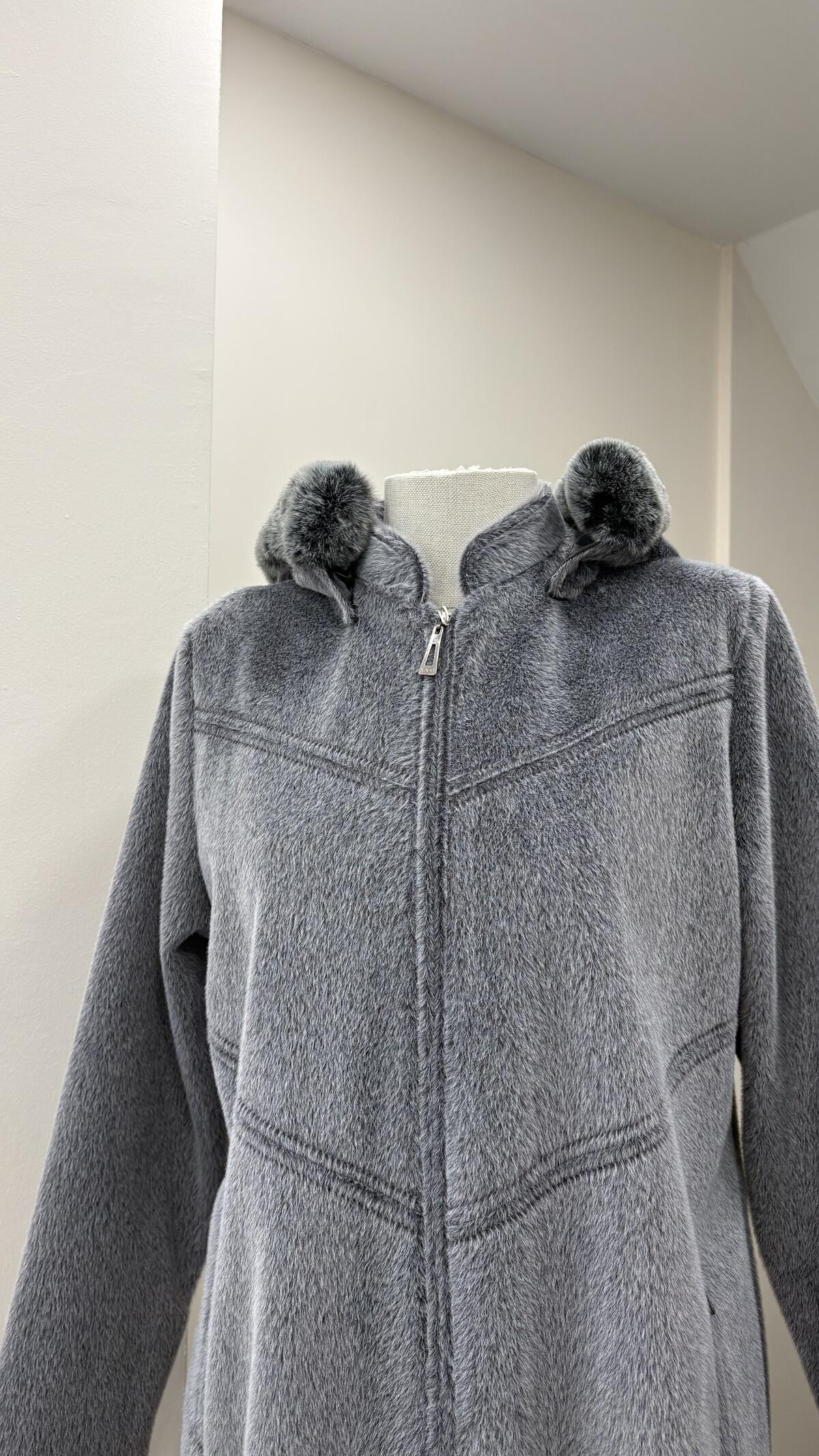 KÜRKLÜ KAPŞONLU FOX KABAN