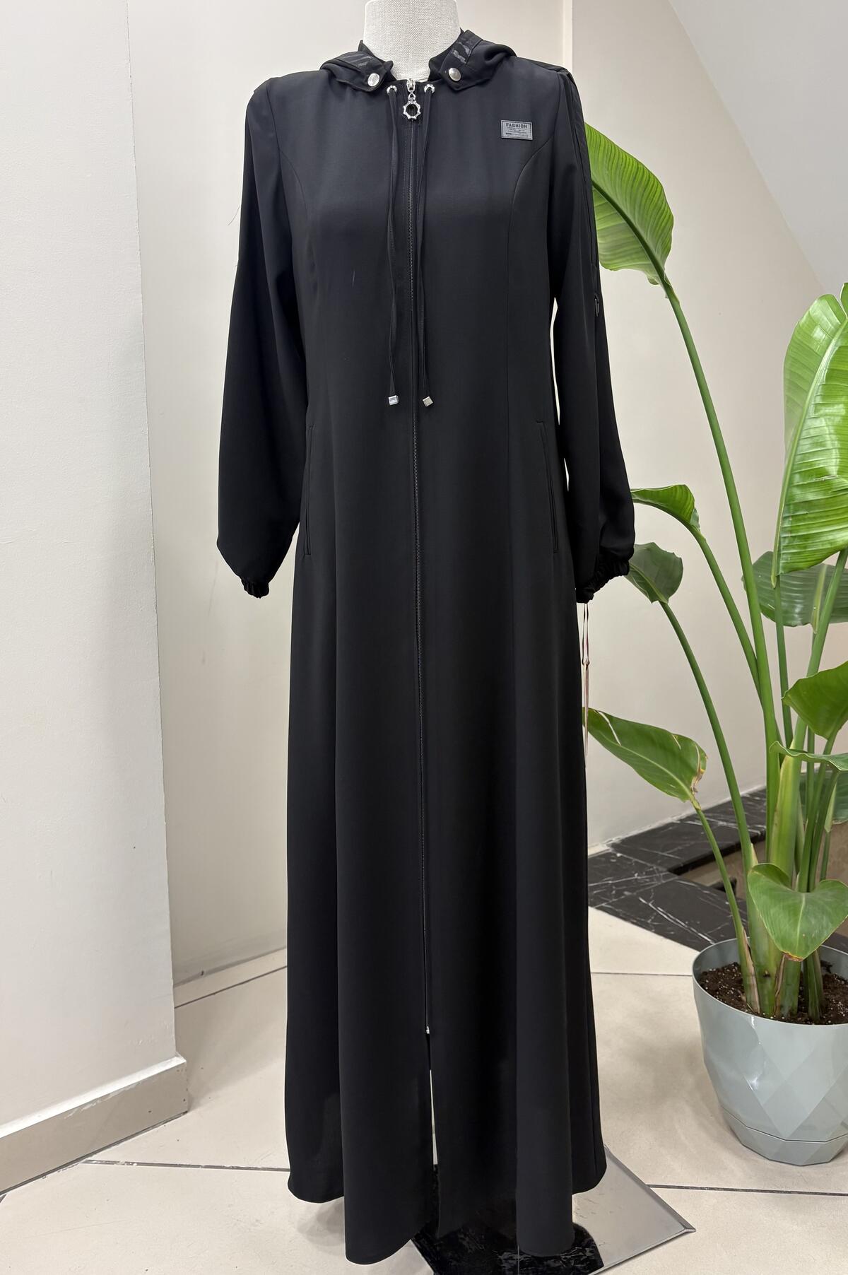 BELDEN OTURTMALI KAPŞONLU FERACE