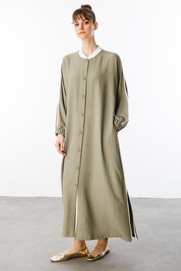 BİYE DETAYLI RİBANA YAKA SPOR FERACE