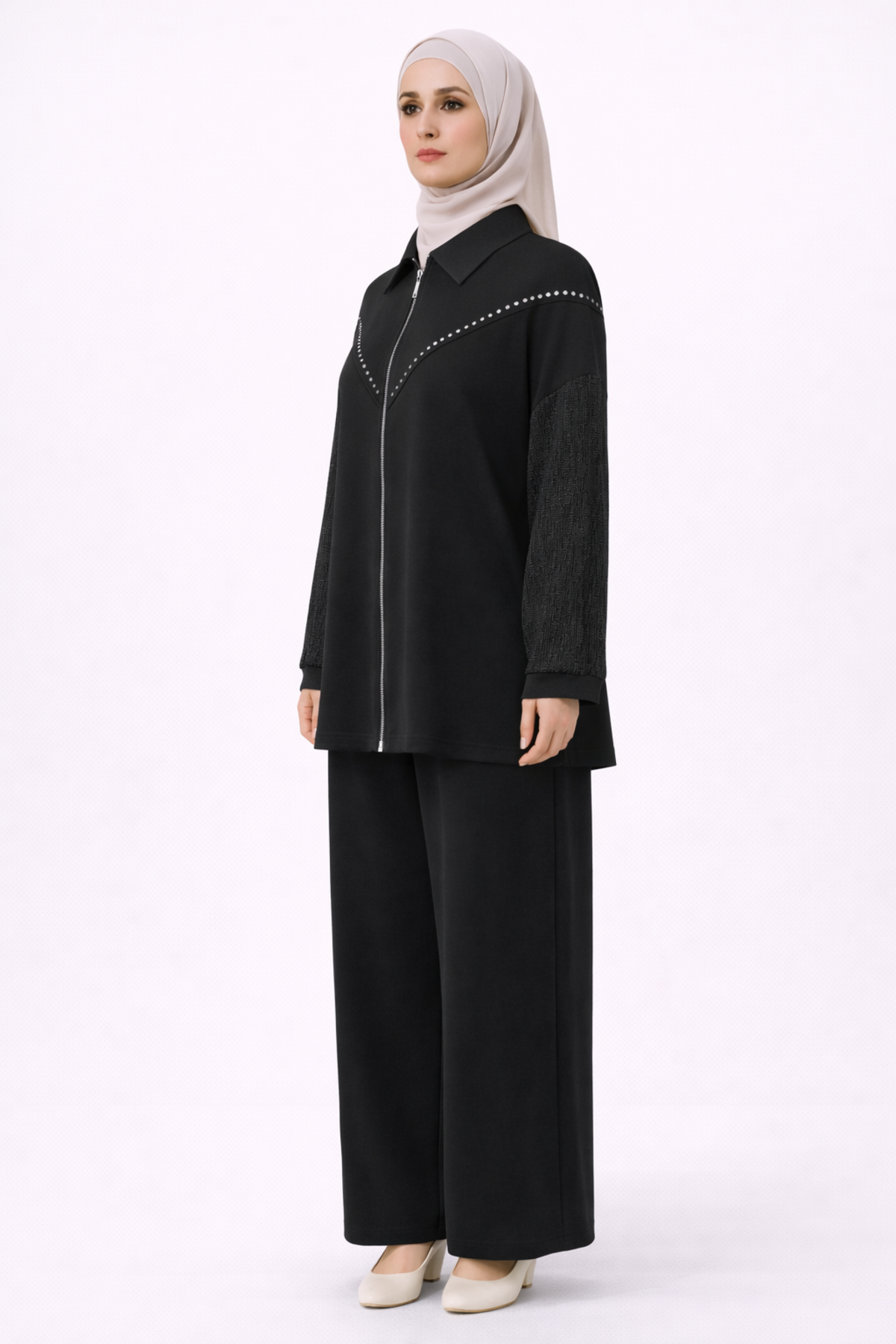 VEREV GARNİLİ KOL DETAYLI TAKIM