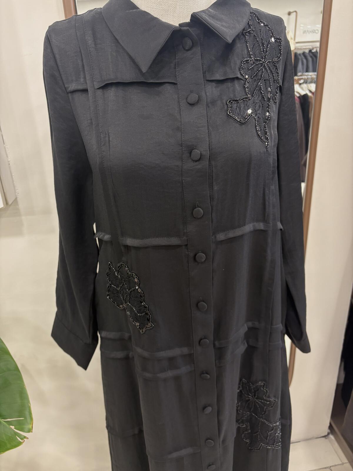 BİYE DETAYLI ÇİÇEK İŞLEMELİ ELBİSE