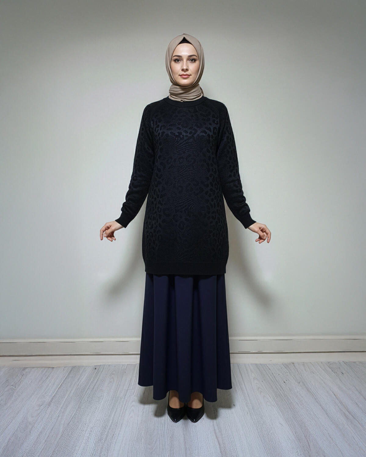 ÖNÜ LEOPAR TRİKO TUNİK