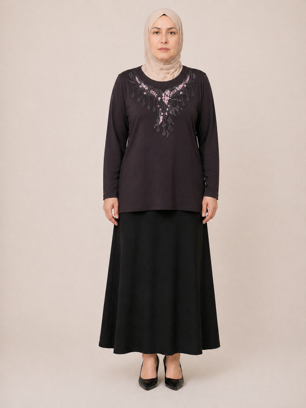 TAŞ VE NAKIŞ İŞLEMELİ BLUZ