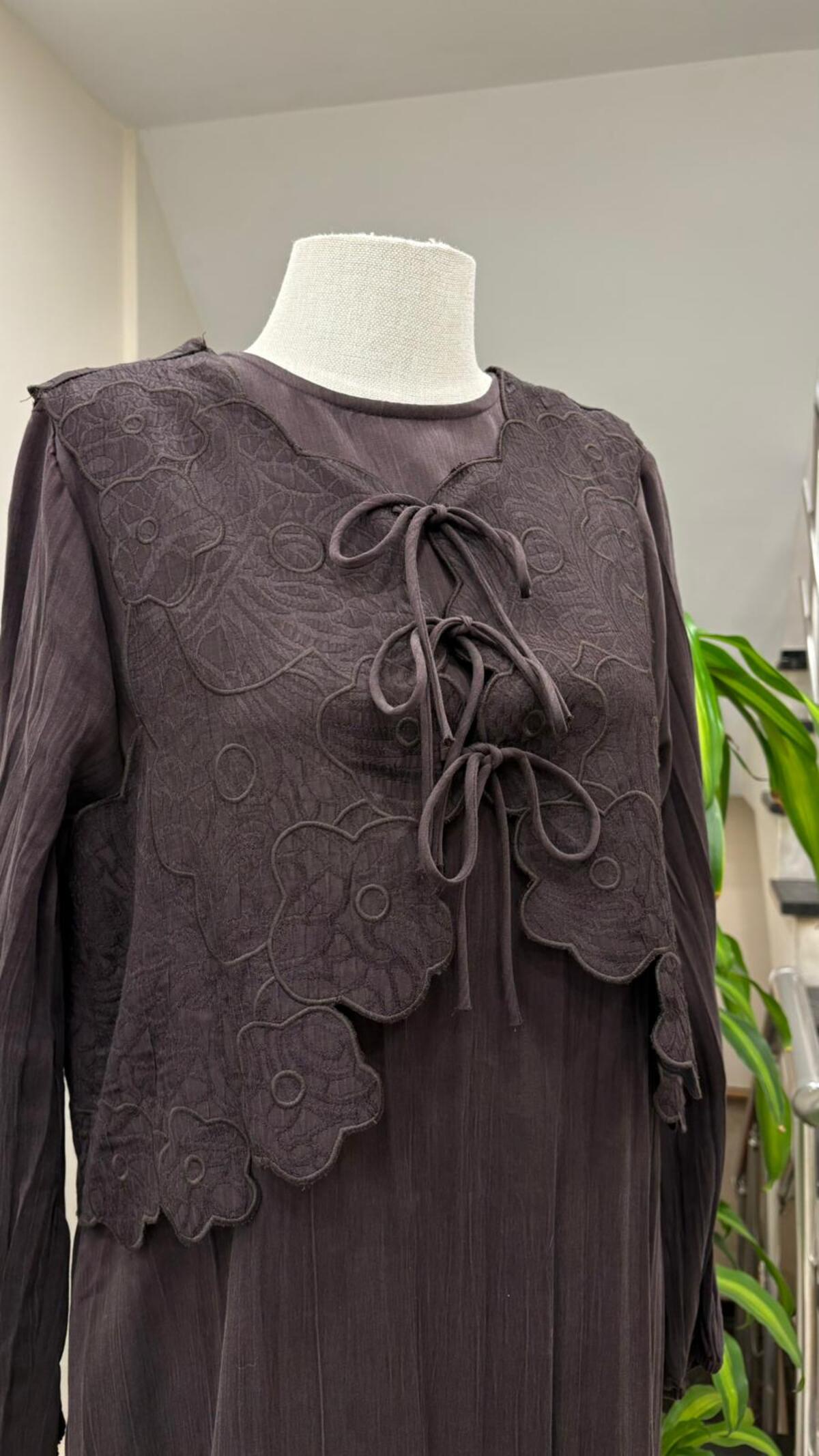 PAPATYA YELEKLİ ELBİSE