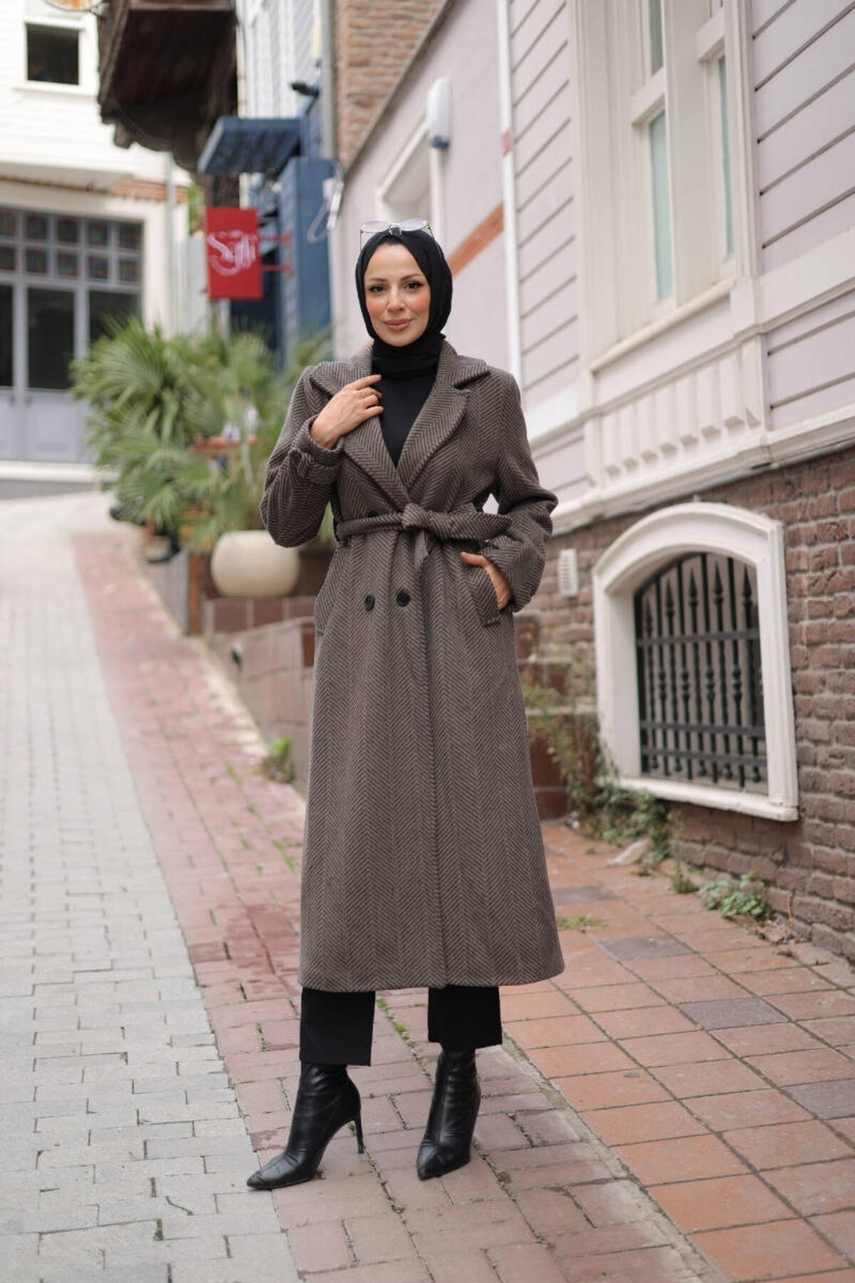 KRUVAZE YAKA BALIKSIRTI KABAN