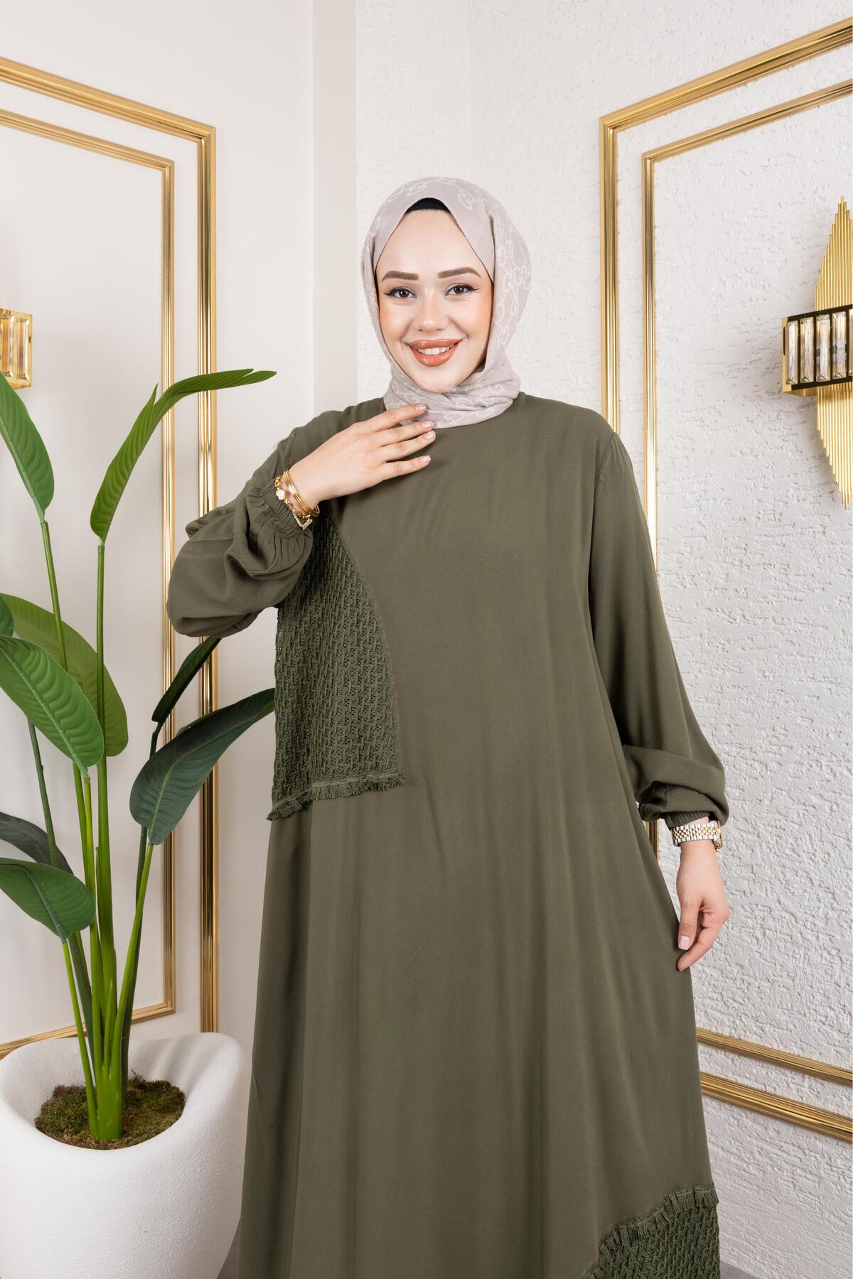 GÜPÜR GARNİLİ PÜSKÜLLÜ ELBİSE