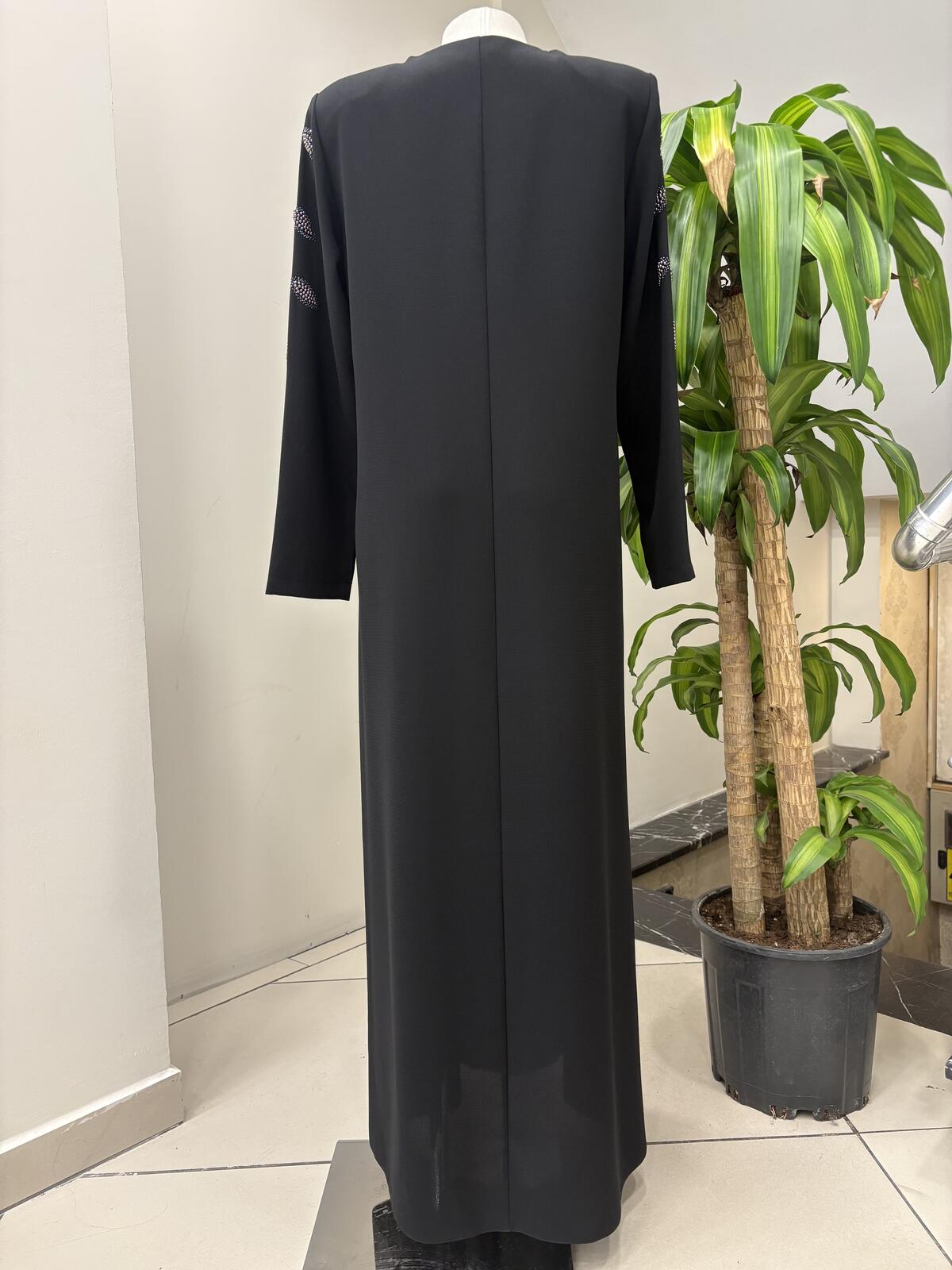 OMUZ YAPRAK İŞLEMELİ FERACE