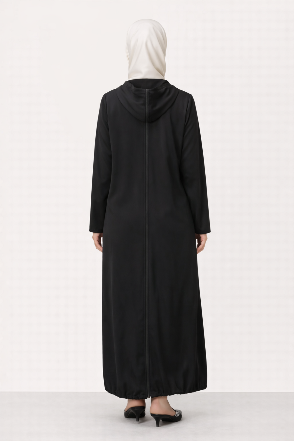 KAPŞONLU ETEĞİ BÜZGÜLÜ SPOR PERÇE KAP