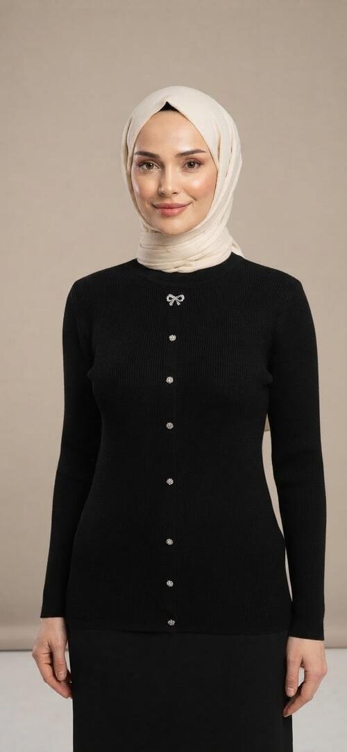 KOLU VE ÖNÜ TEK SIRA TAŞLI FİTİL MODEL BLUZ