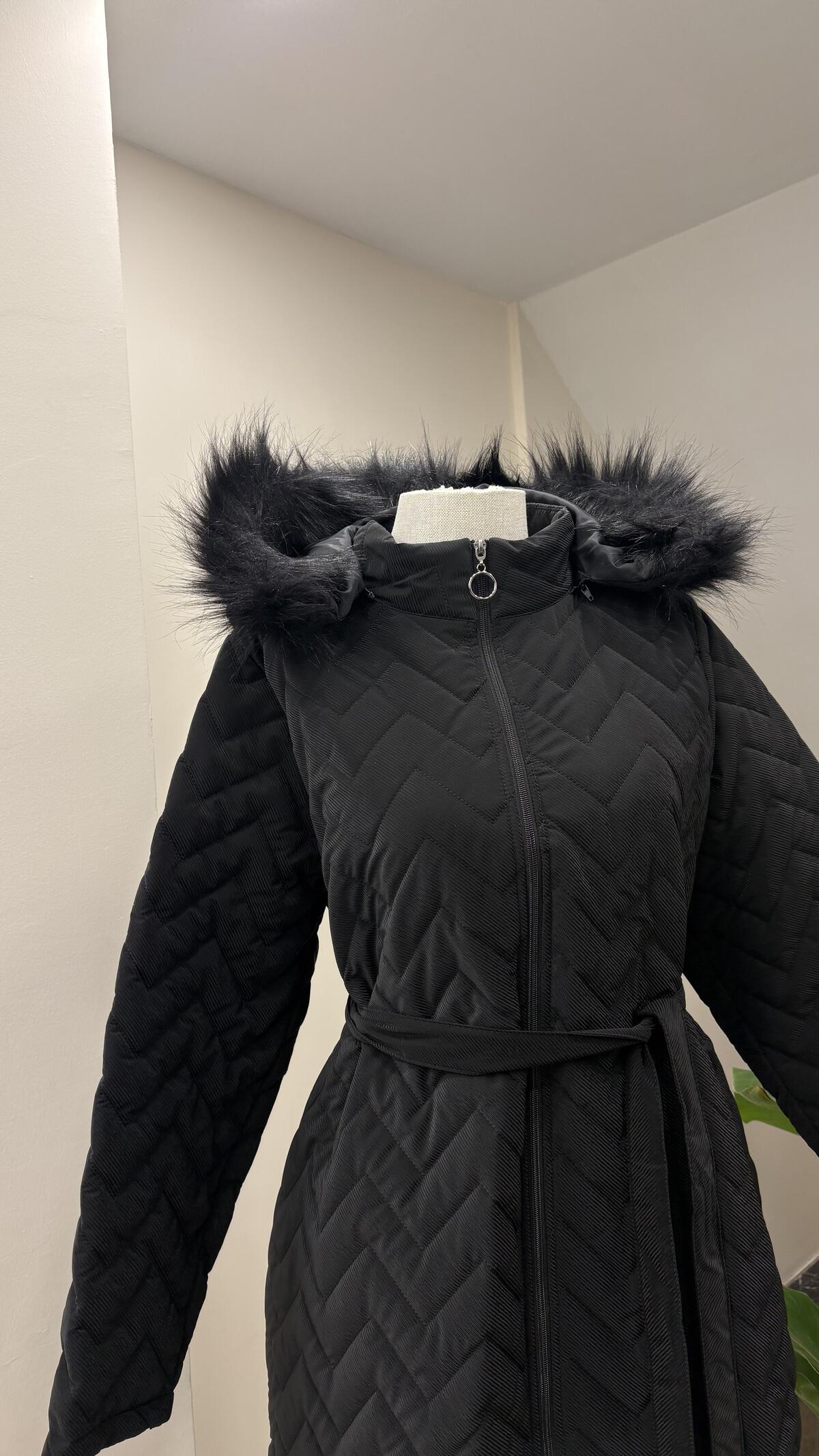 KÜRKLÜ KAPŞONLU FOX KABAN