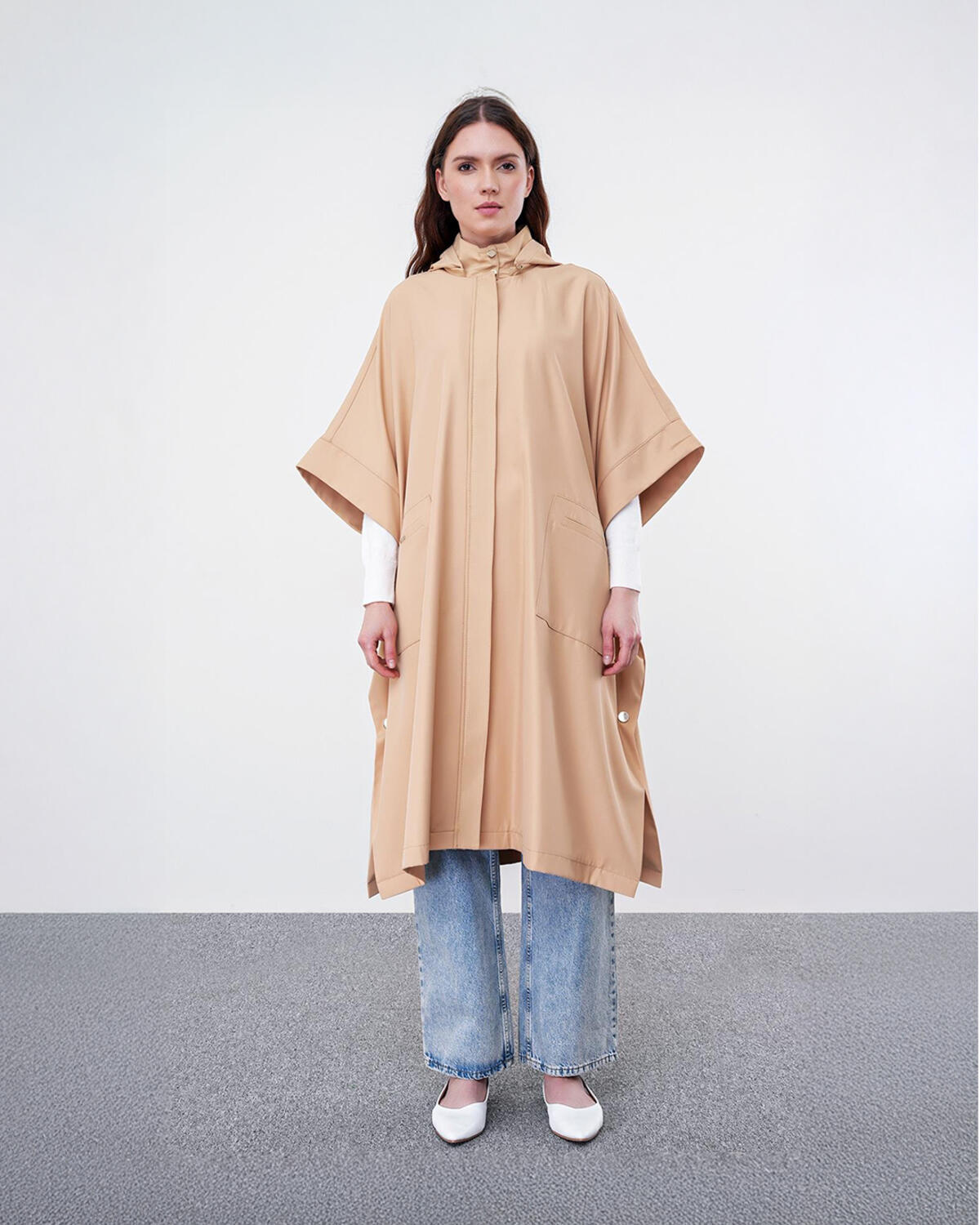 KAPŞONLU CEPLİ BONİTA PANÇO