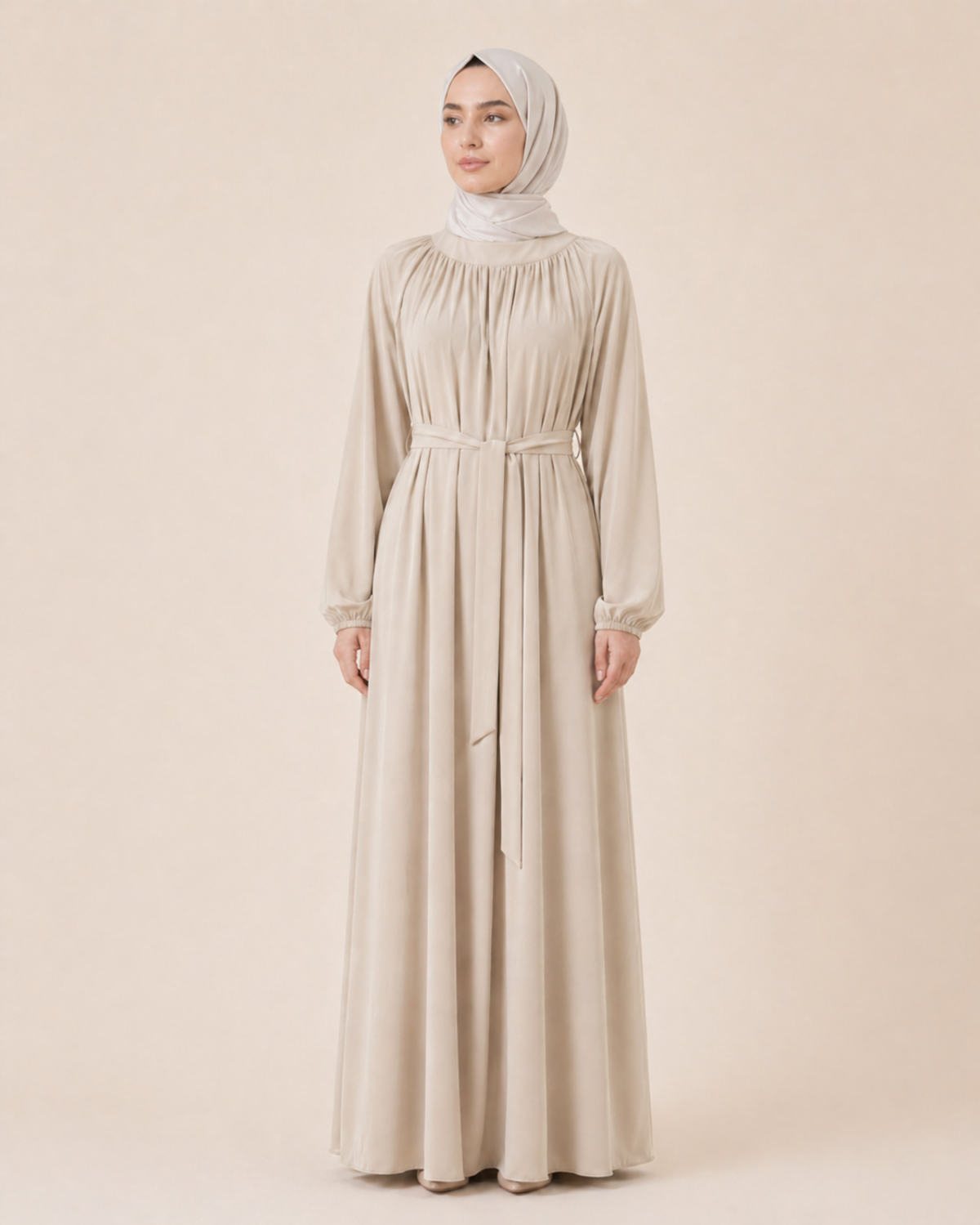 YAKA BÜZGÜLÜ RAHAT KALIP ELBİSE