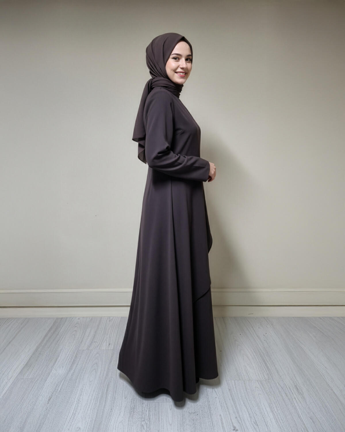 KAPAKLI BAĞLAMALI ELBİSE