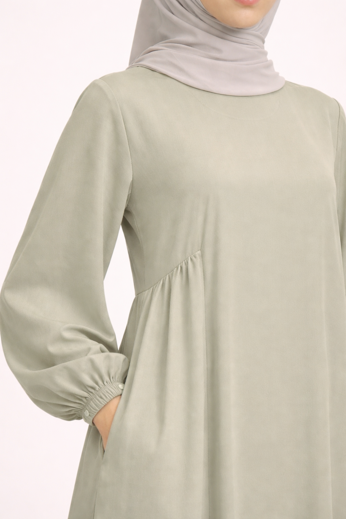 ÇAĞLA İPEK ELBİSE